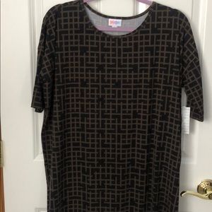 NWT LulaRoe Irma Tunic size small